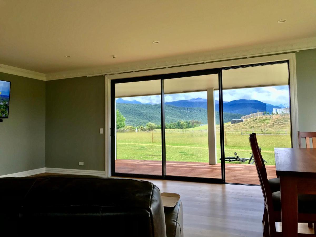 Kepler Oaks Chalet Te Anau Eksteriør billede